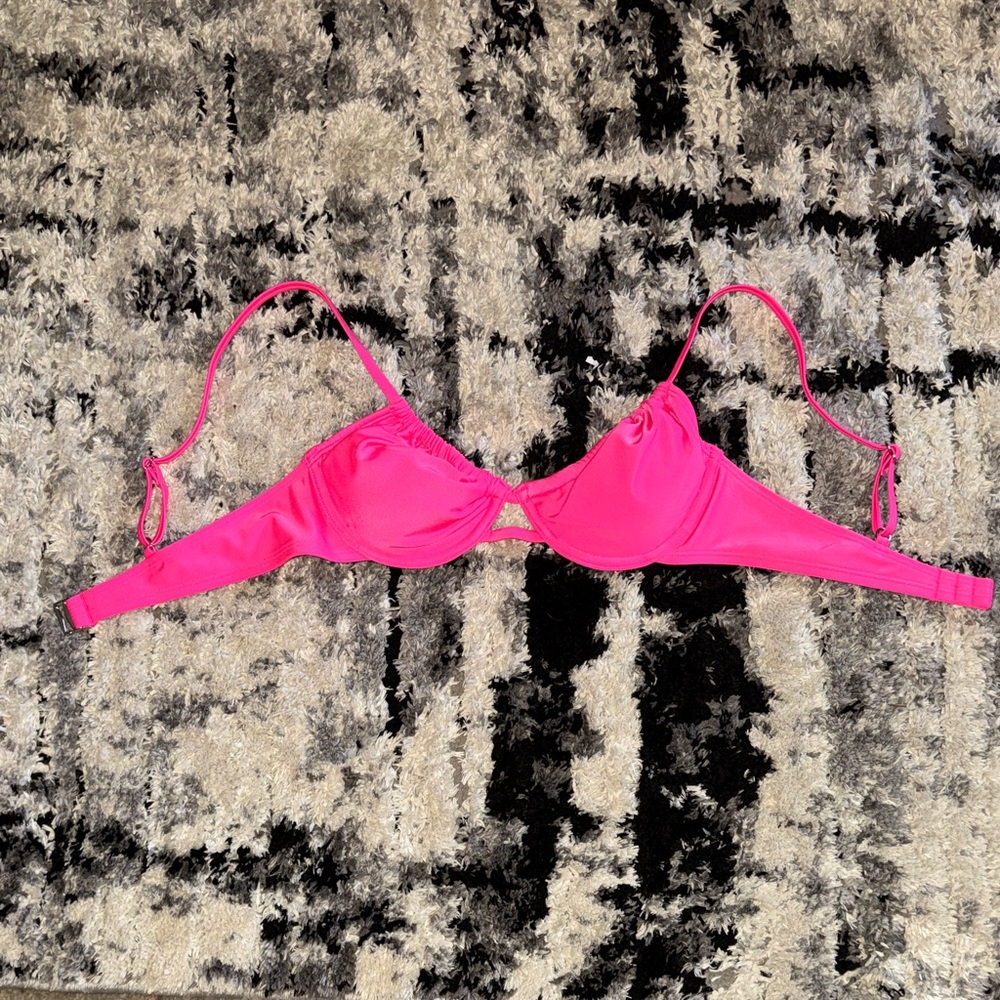 Vibrant Pink Women's bikini top NEW